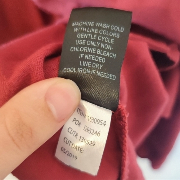 Torrid Burgundy Red Challis Button Front Midi Skirt Women's 1X Plus Size EUC - Picture 11 of 11